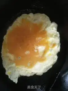 Make Ham sausage fried eggs step 3