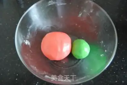Make Watermelon cookies step 6