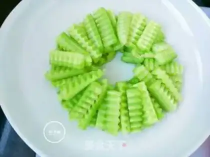Make Tastes cucumber step 6
