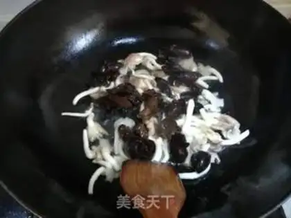 Make Mocking mushroom soup step 4