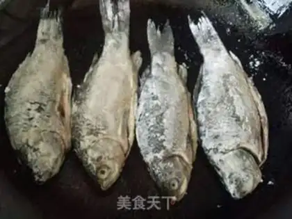 Make Fried minnow step 3