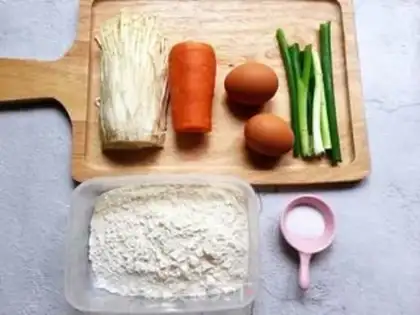 Make Quick-hand breakfast omelet step 0