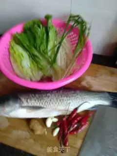 Make Scrambled fish step 0