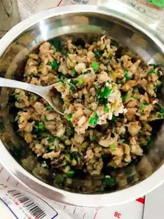 Make Pork mushroom pie step 1
