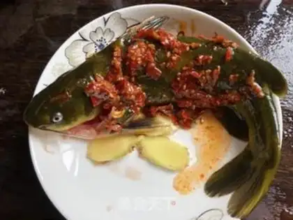 Make Soy sauce, stingy fish step 2