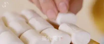 Make Cotton candy toast step 2