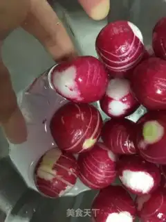 Make Picking cherry carrots step 3