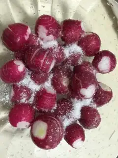Make Picking cherry carrots step 4