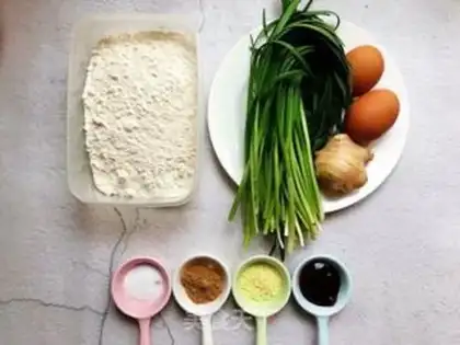 Make Scrambled egg pie step 0
