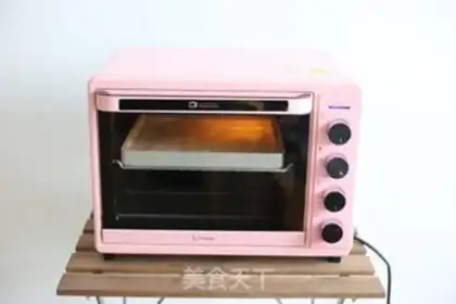Make Rainbow cake step 10