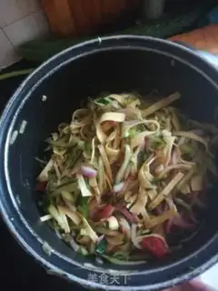 Make Homemade cucumber onions step 1