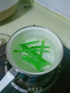 Make Viet Nam Spring Roll step 7