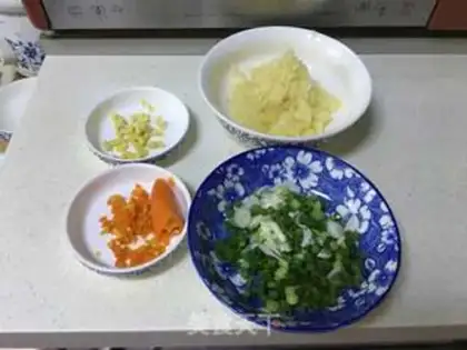 Make Nine knots of shrimp step 1
