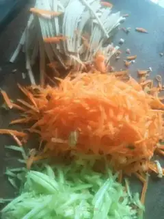 Make Scrambling noodles step 0