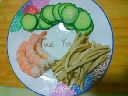 Make Viet Nam Spring Roll step 13