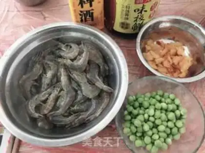 Make Peas radish shrimp step 0