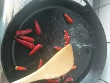 Make Fry chicks step 4