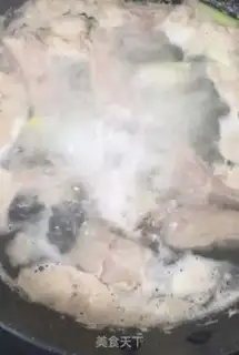 Make The fungus bone soup step 1