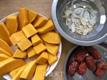 Make Red-tree limo pumpkin step 1
