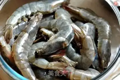 Make Garlic seafood step 0
