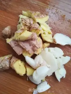 Make Pork hoof step 1