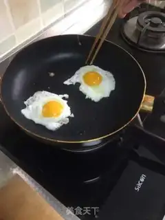 Make Cheese omelet step 0