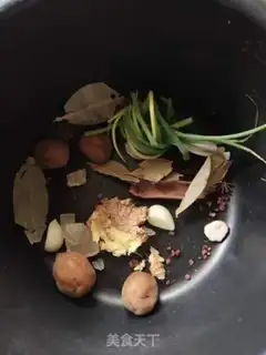Make Pig hooves step 1