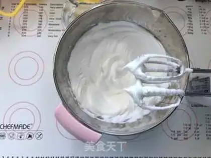 Make Chocolate lace cheesecake step 6