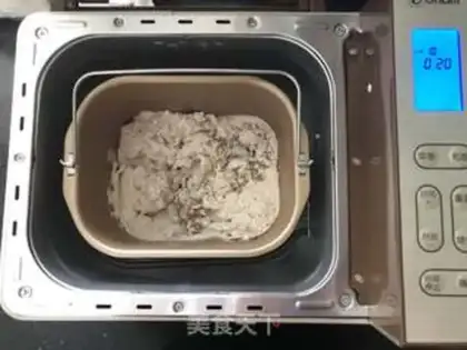 Make A linen seed, red sugar, black and soft step 2
