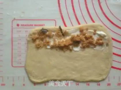 Make Coffee pine rolls step 5
