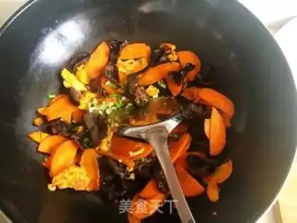 Make Wood eggs for carrots step 6
