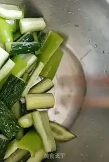 Make Chili pickles step 3