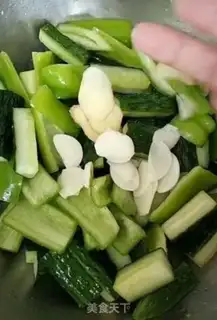 Make Chili pickles step 4