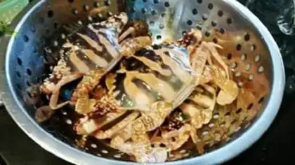Make Fresh crabs step 0