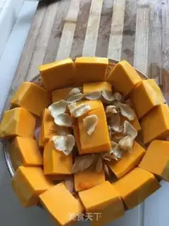 Make Lily