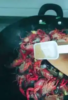 Make Family lobster step 2