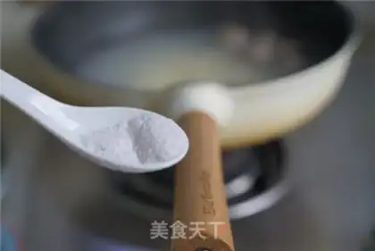 Make Beefball noodles step 5