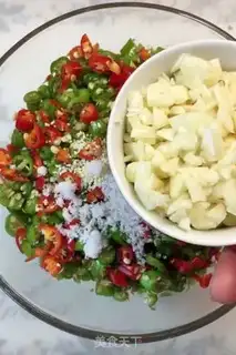 Make Chili pickles step 3