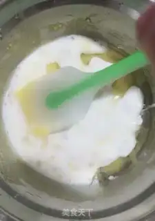 Make Homemade salad sauce step 3