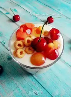Make Yogurt fruit cup step 4