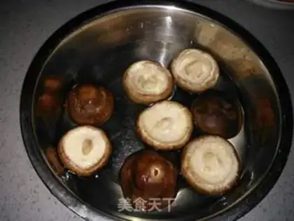 Make Mushrooms step 1