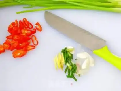 Make Spicy potato fries step 5