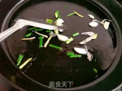 Make Spicy potato fries step 8