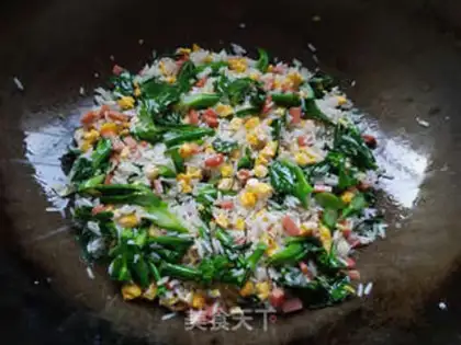 Make Blue ham and egg fried rice step 7