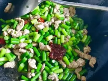 Make Garlic fried meat step 7