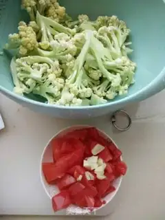 Make Tomatoes step 1