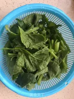 Make Clear the pumpkin vine step 1