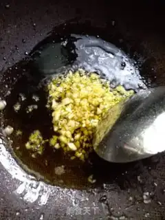Make Garlic cabbage step 4