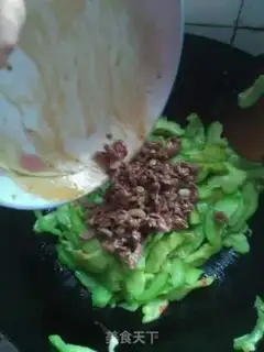 Make Scrambled beef step 9