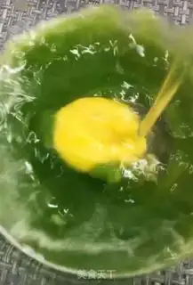 Make cucumber eggcake step 5